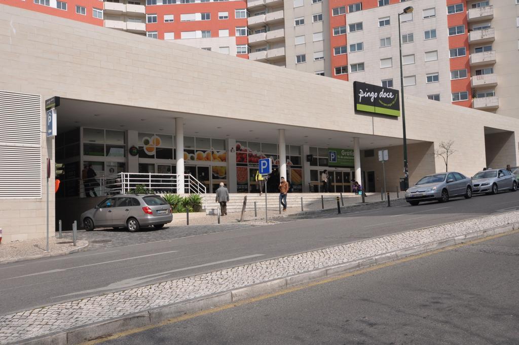Pool Metro Garage * Lisboa